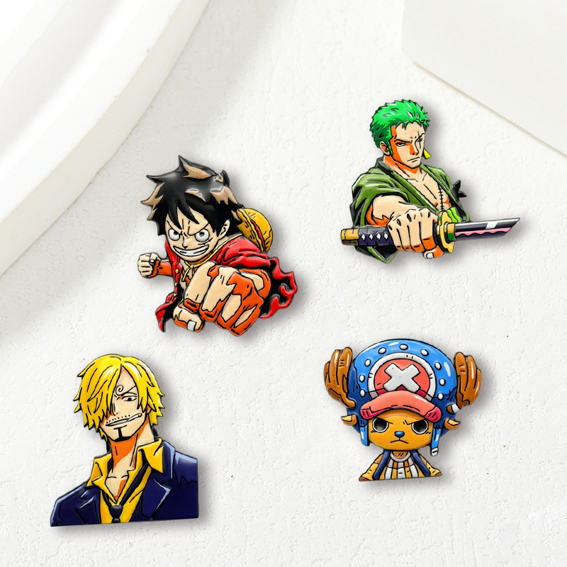 Ensemble de 4 broches de perso - Cosplay Anime Zoro avis et prix